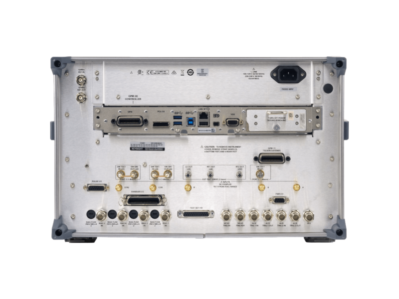 N5225B PNA 微波网络分析仪，900 Hz/10 MHz 至 50 GHz